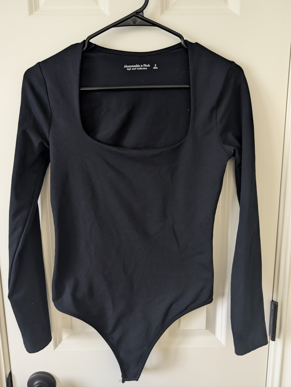 Abercrombie & Fitch Soft A&F Black Square Neck Long Sleeve Bodysuit – Size S